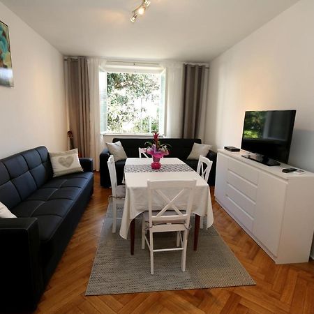 Apartment Mira Lapad Ragusa Esterno foto