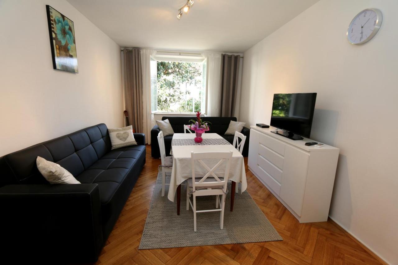 Apartment Mira Lapad Ragusa Esterno foto
